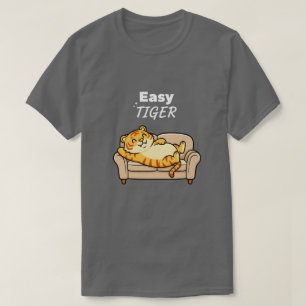 Camiseta Tigre Fácil Desenho Animado Fofo Relaxando Sofá Hu