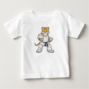 Camiseta Tigre no Karate das Artes Marciais