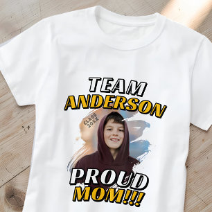 Camiseta Time da Família [Sobrenome] Foto de Graduação da M