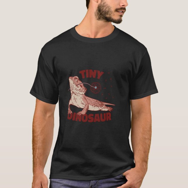 Camiseta Tiny Dinossaur Bearded Dragon Design u2013 Lizard  (Frente)