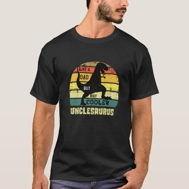 Camiseta Tio Saurus Rex Dinossaur Como Um Pai Muito Mais Le (Frente)