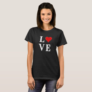 Camiseta Típica baseada em texto simples e minimalista AMO