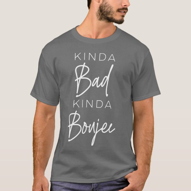 Camiseta Tipo Má Menina de Amizade Boujee Sassy (Frente)