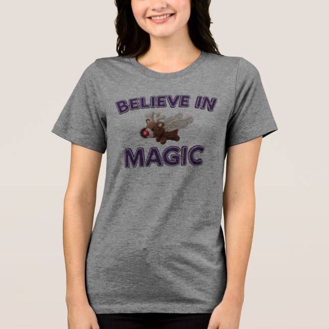 Camiseta Tipografia Acredite na Magia de Natal (Frente)