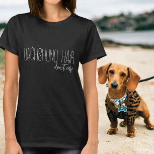 Camiseta Tipografia Branca Cachorro Salsicha Não Me Importo