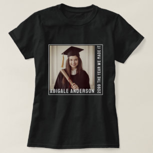 Camiseta Tipografia Branca e Formatura de Foto