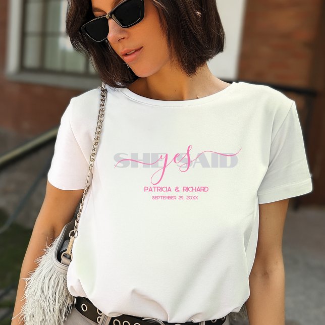 Camiseta Tipografia Chic Ela Disse Sim (Criador carregado)