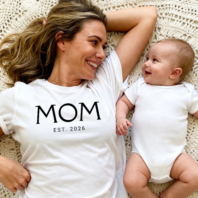 Camiseta Tipografia Clássica Preta Mãe Estabelecida (Criador carregado)