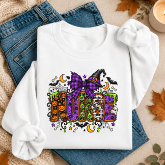 Camiseta Tipografia de Enfermeira de Halloween com Chapéu d