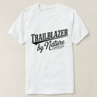 Camiseta Tipografia de Montanha com Cotação de Aventura de