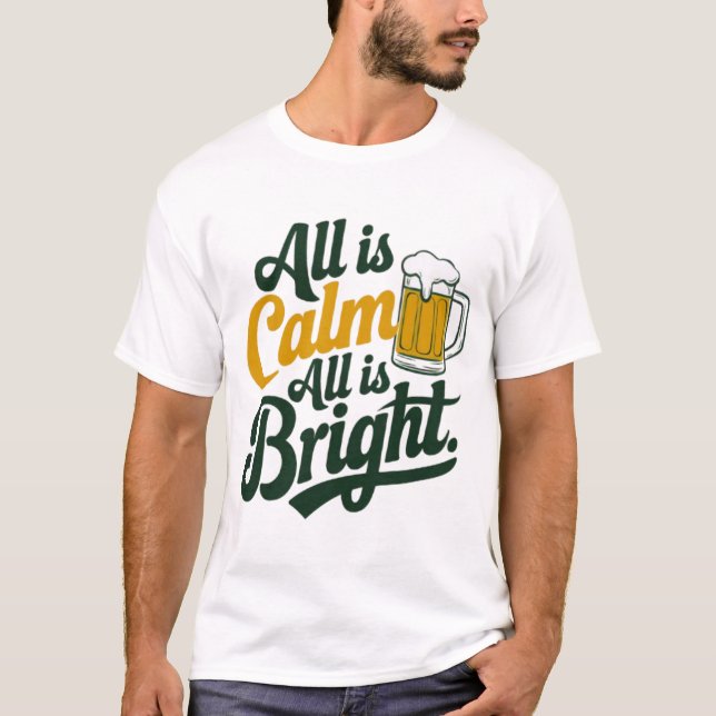 Camiseta Tipografia Festiva com Design de Cerveja Mug (Frente)