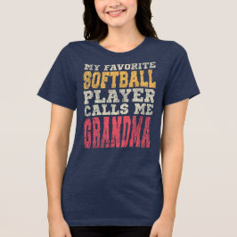 Camiseta Tipografia Jogador de Softbol Favorito Vovó