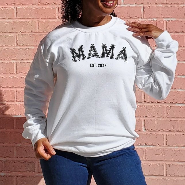 Camiseta Tipografia personalizada da mamãe e data estabelec (Mama Sweatshirt Typography with Established Year Date Black and White Vintage Grunge for Mom or Mum)