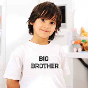 Camiseta Tipografia Preta Personalizada Irmão Grande