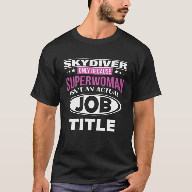 CAMISETA TÍTULO DE EMPREGO DE SALTADOR DE PARAQUEDAS (Frente)
