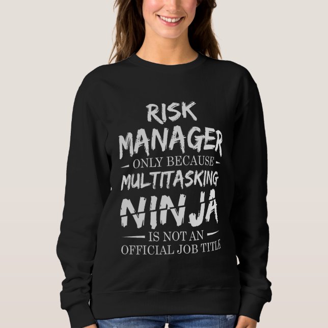 Camiseta Título de Emprego Ninja Multitarefa Gerente de Ris (Frente)
