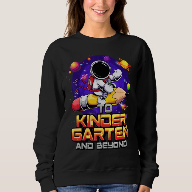 Camiseta To Kindergarten And Beyond Astronaut Back To Schoo (Frente)