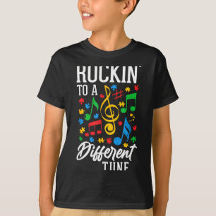 Camiseta Tocar Ao Som De Uma Melodia Diferente Música Consc