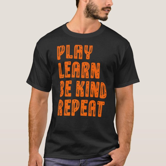 Camiseta Tocar Aprender A Repetir A Unidade De Planta Dia 2 (Frente)