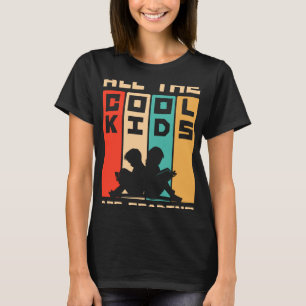 Camiseta Todas As Crianças Legal Estão Lendo O Livro Vintag