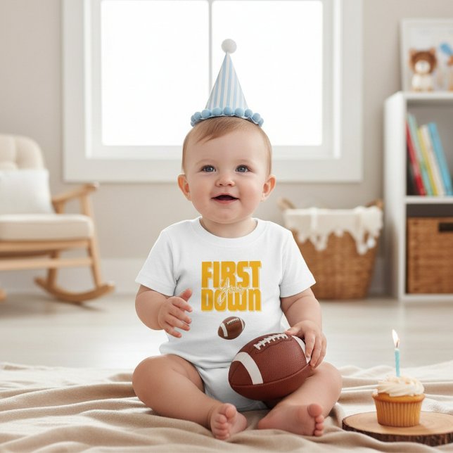 Camiseta Toddler Football First Birthday 'First Down' Tee (Criador carregado)