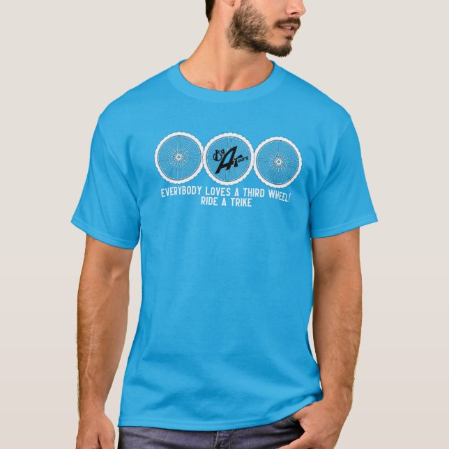 Camiseta Todos amam a terceira roda (Frente)