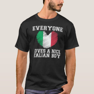 Camiseta Todos Amam Um Bom Rapaz Italiano  Bandeira da Itál