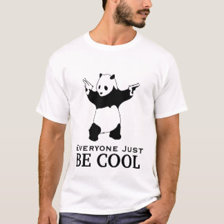 Camiseta Todos apenas SEJA LEGAL - panda armada