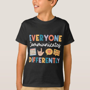 Camiseta Todos Comunicam de Maneira Diferente Educação Espe