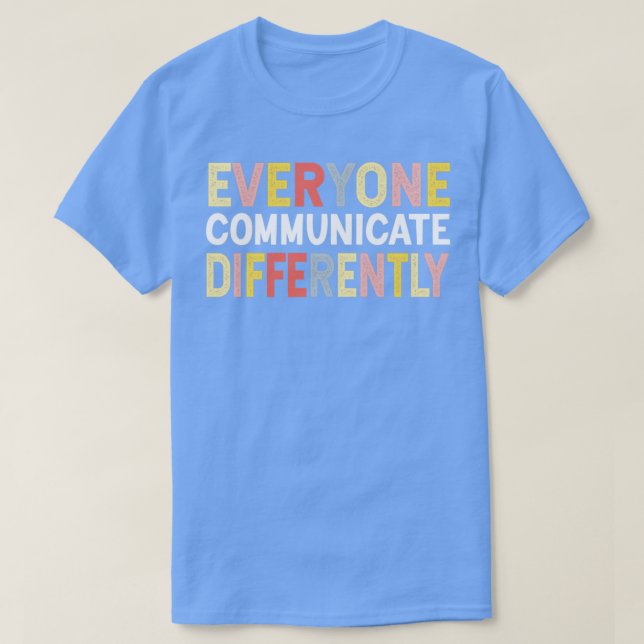 Camiseta Todos Comunicam Diferentes Professores De Educação (Frente do Design)