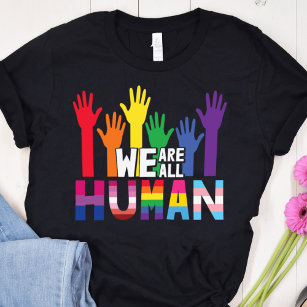 Camiseta Todos nós somos humanos LGBTQ orgulho mãos arco-ír