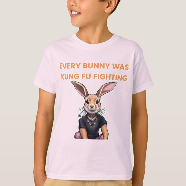 Camiseta Todos os Bunny estavam lutando contra Kung Fu (Frente)