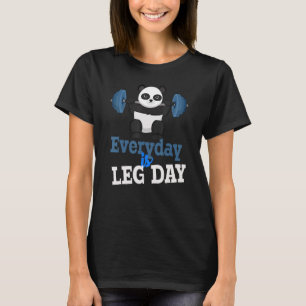 Camiseta Todos Os Dias É O Trabalho De Giro De Panda No Dia