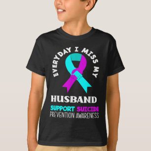 Camiseta Todos os Dias Sinto Saudade do Meu Marido Apoie a