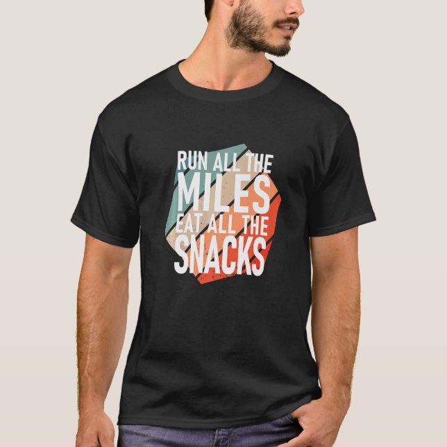 Camiseta Todos Os Miles Comem Todos Os Cachorros (Frente)
