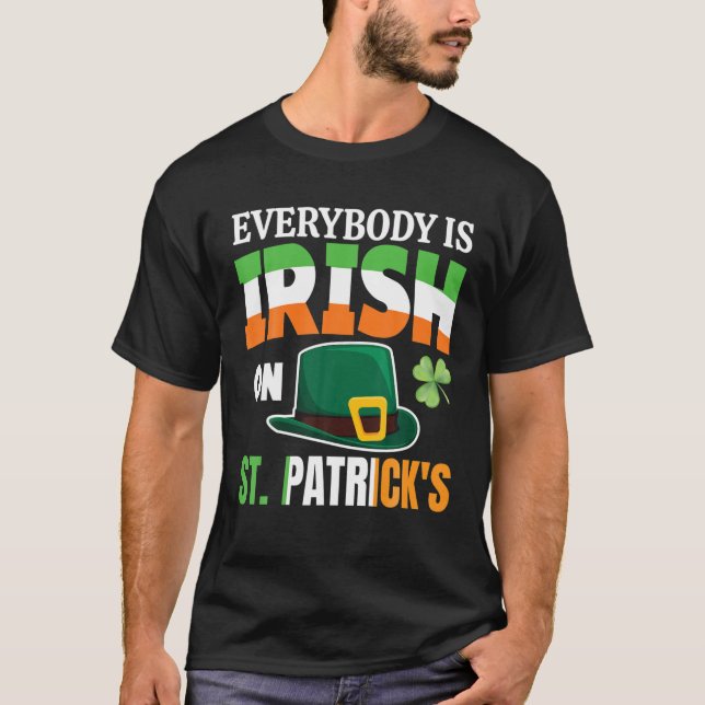 Camiseta Todos são irlandeses nas Ruas. Homens do Dia de Pa (Frente)