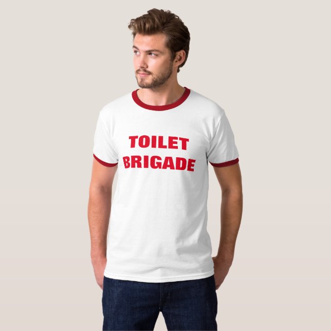 CAMISETA TOILET BRIGADE (Frente Completa)
