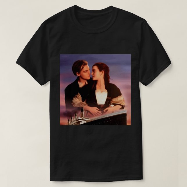 Camiseta Tomada de filme Titanic e Travesseiro decorativo R (Frente do Design)