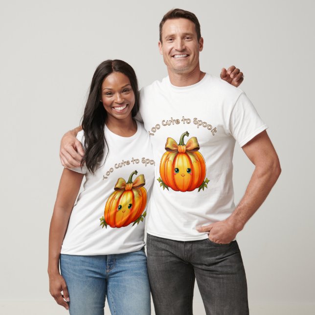 Camiseta Too Cute to Spook –  Pumpkin Halloween Design (Unissex)