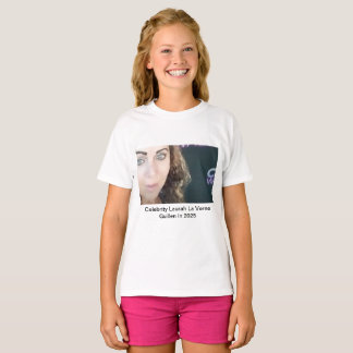 CAMISETA #TOPCELEBRIDADE #LAURAHLAVERNEGUILLEN 2025