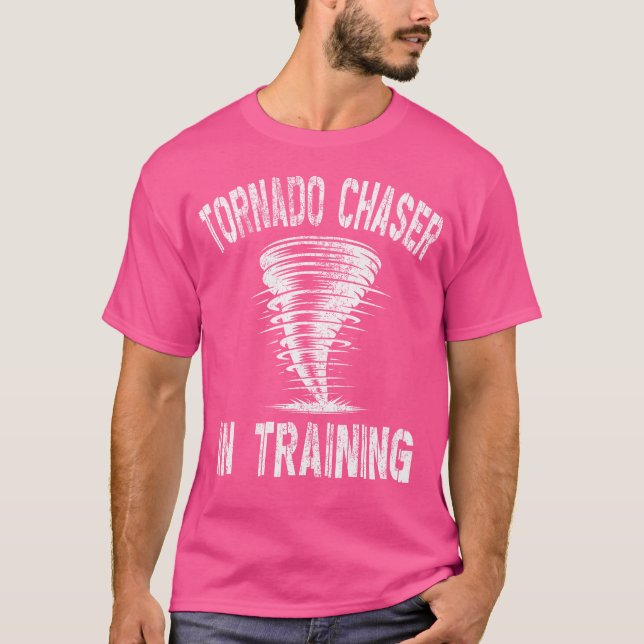 Camiseta Tornado Chaser Em Treinamento Caçador De Tempestad (Frente)