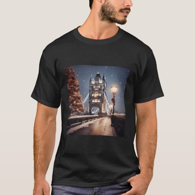 Camiseta Torre Bridge London Vitorino Night Scen (Frente)