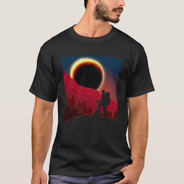 Camiseta Total de Hikers Totais do Eclipse Solar 2024 Améri (Frente)