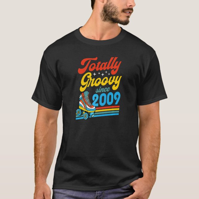Camiseta Totalmente Groovy Desde 2009 Nascimento do Skate d (Frente)