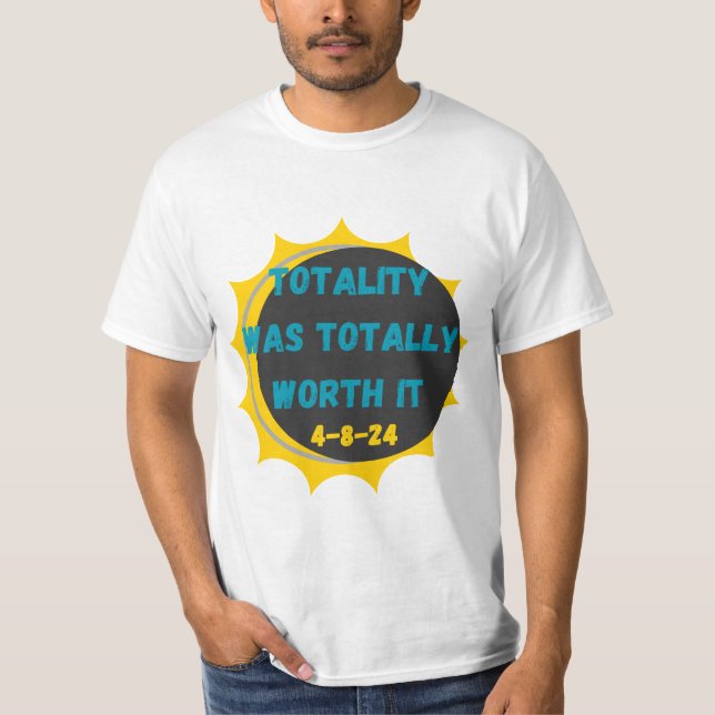 Camiseta totalmente vale duas vezes eclipse solar na vida (Frente)