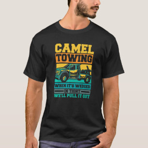 Camiseta Tow Truck Camel rebocando quando está preso