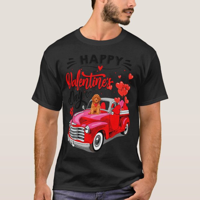 Camiseta Toy Odle Heart Red Truck Happy Valentine Day Dog  (Frente)