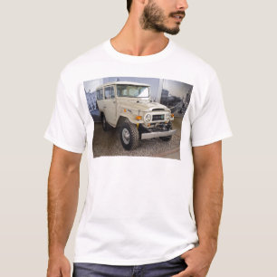 Camiseta Toyota aterra o cruzador BJ40