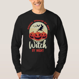 Camiseta Trabalhador Social De Bruxa Seca Por Noite De Hall