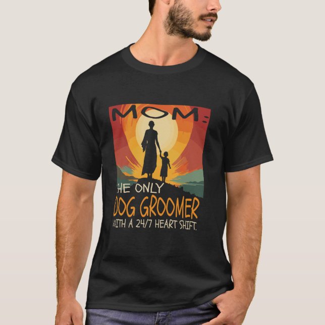 Camiseta Trabalho de Cachorro Dia das Mães Considerado Desi (Frente)